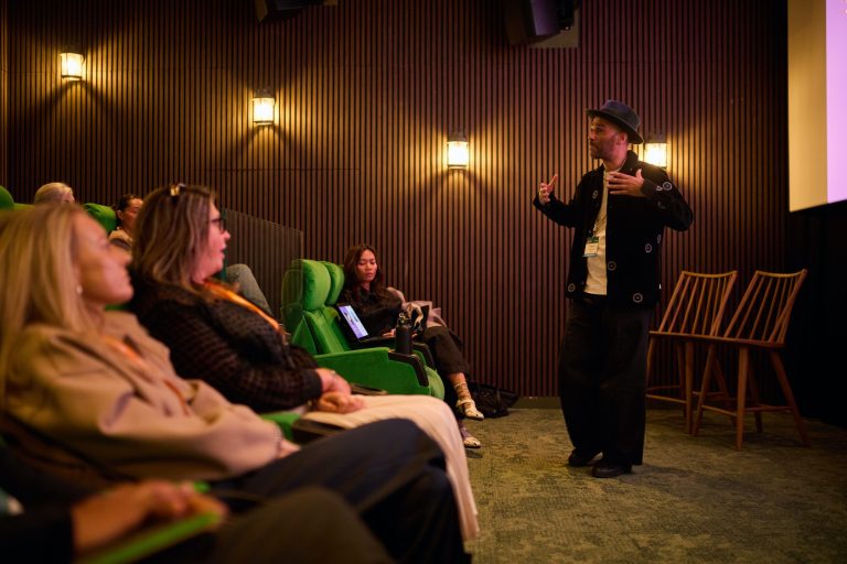 WORK THAT PLAYS: LESSONS FROM B2C FOR B2B SUCCESS